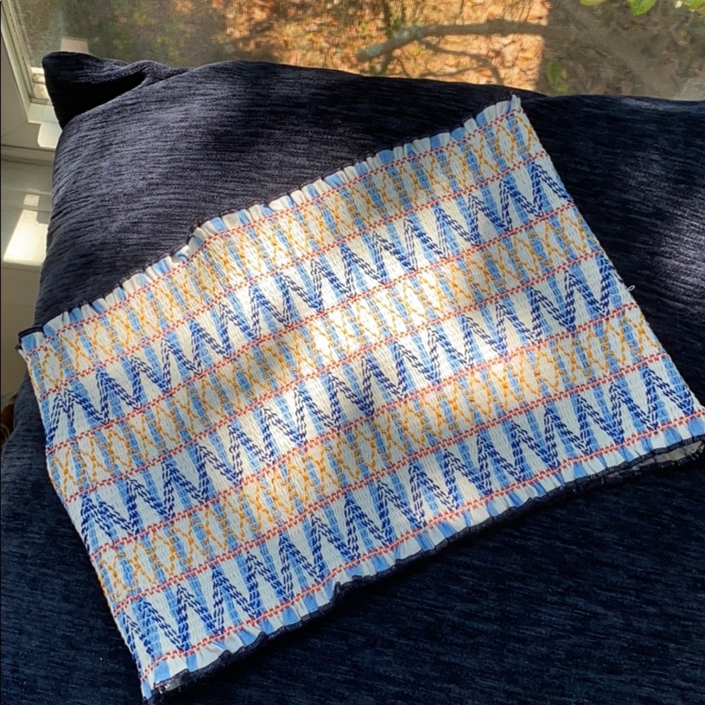 Crop top - Picture 2 of 2